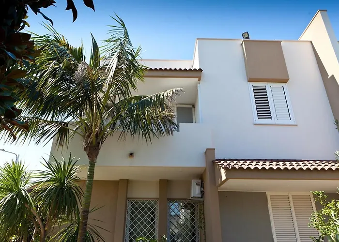 Villa Alice In Puglia Leporano